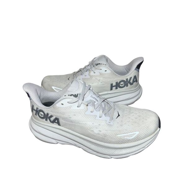 Hoka One One Mens Clifton 9 Gray Athletic Shoes size 9D